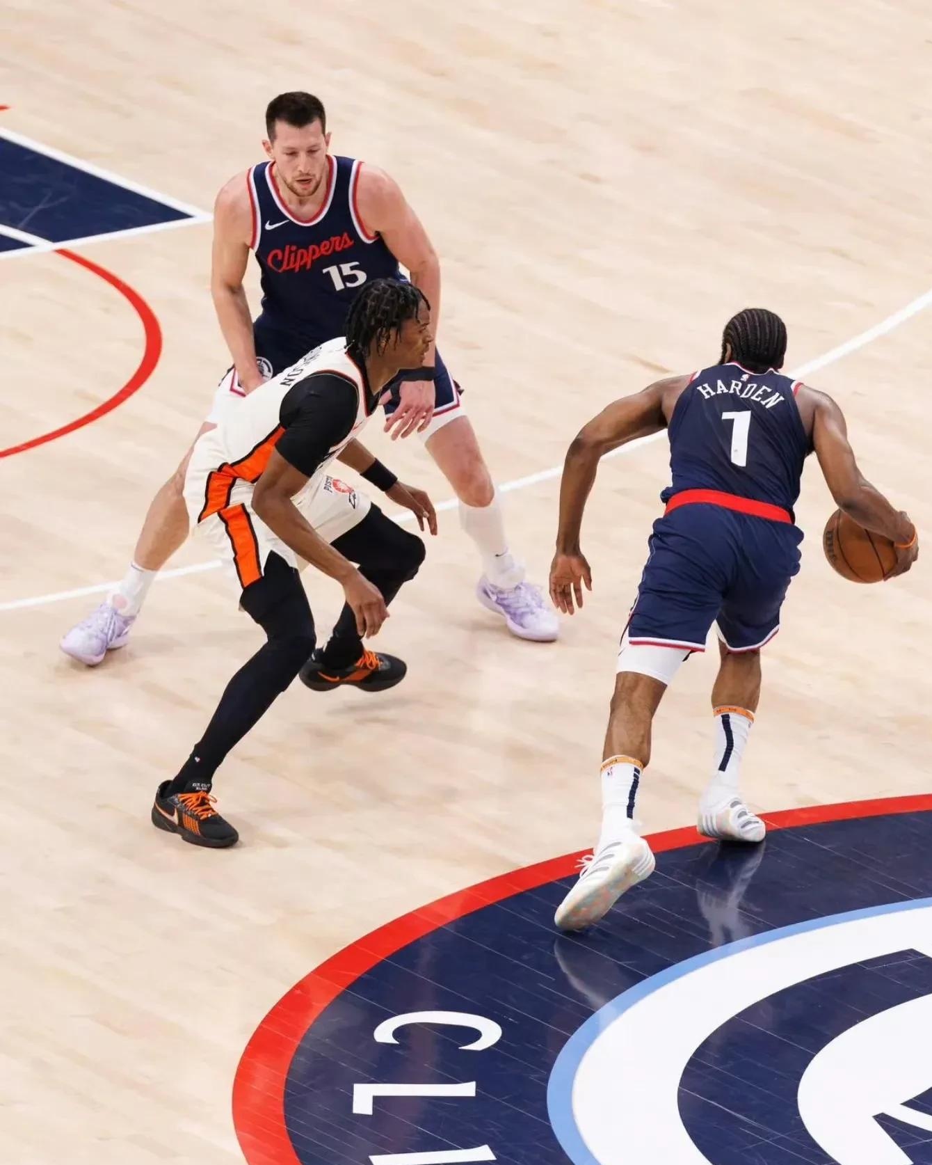 九游娱乐内马尔焦点对战，哈登与90激战勇士分钟，重返赛场胜负难料！(内马尔和哈兰德)