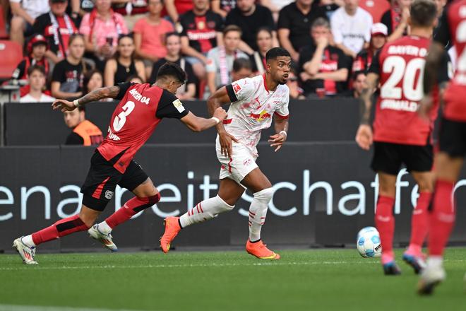 九游免费账号共享风云突变浙江队关键时刻回应争议，德甲版图或变，态度坚定，赛季目标并未改变的简单介绍